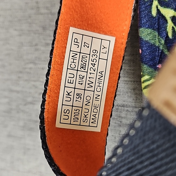 UIN Shoes Uin Womens Jungle Party Flip Flops Multi Colored Size 105